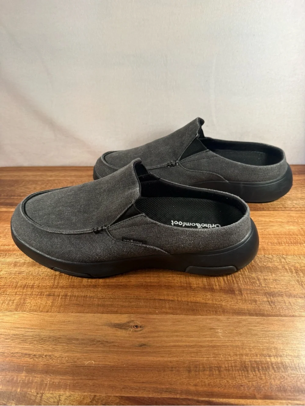 OrthoComfort Orthopedic Slip-on Loafers Grey Canvas Size 9.5 NWOT